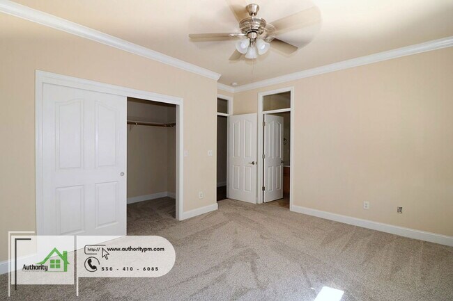 Building Photo - 3966 Cambria Dr