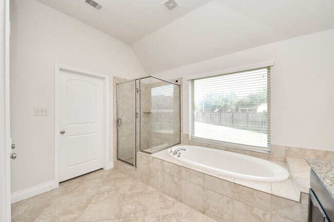 Building Photo - 2429 Lost Bridge Ln