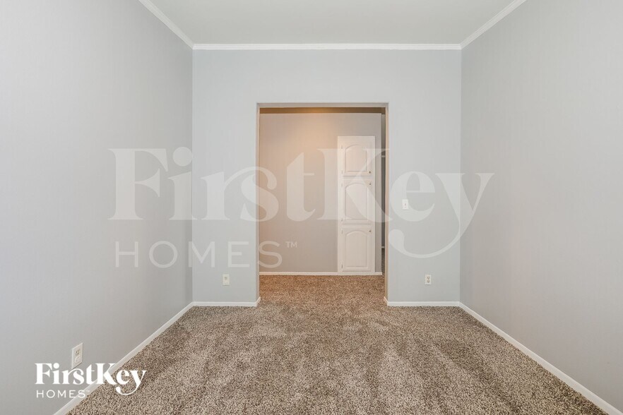 Building Photo - 21035 Sweet Blossom Ln