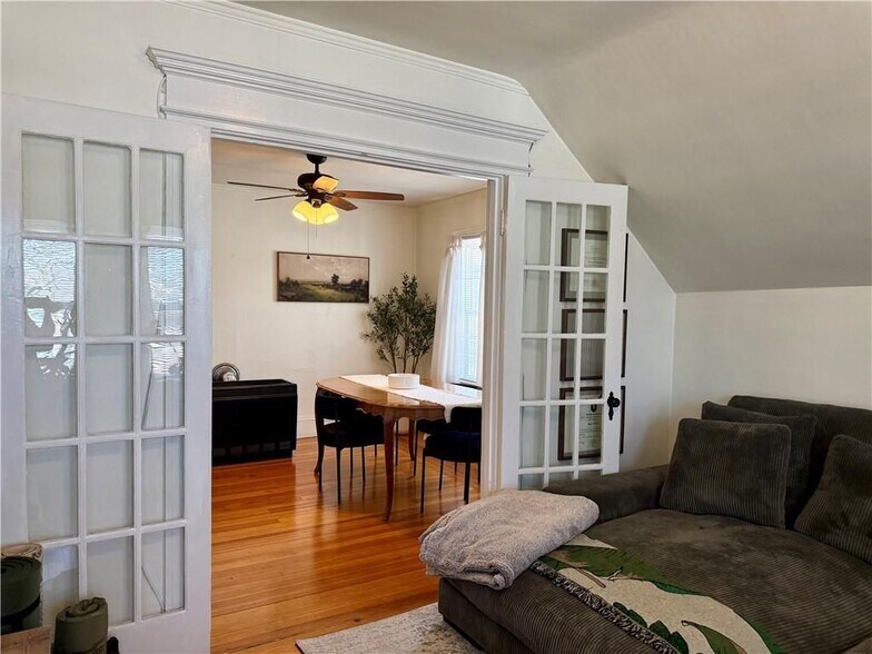 Building Photo - 38 Georgia Ave