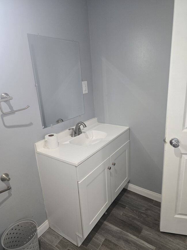 Building Photo - 505 Harding Ave