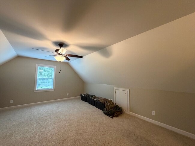 Building Photo - Carolina Lakes Gated Community!!