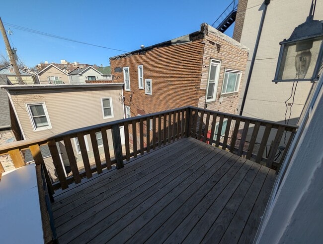 Building Photo - AM-Moffat LLC