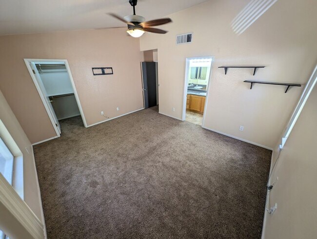 Building Photo - 8000 Revolver Ave