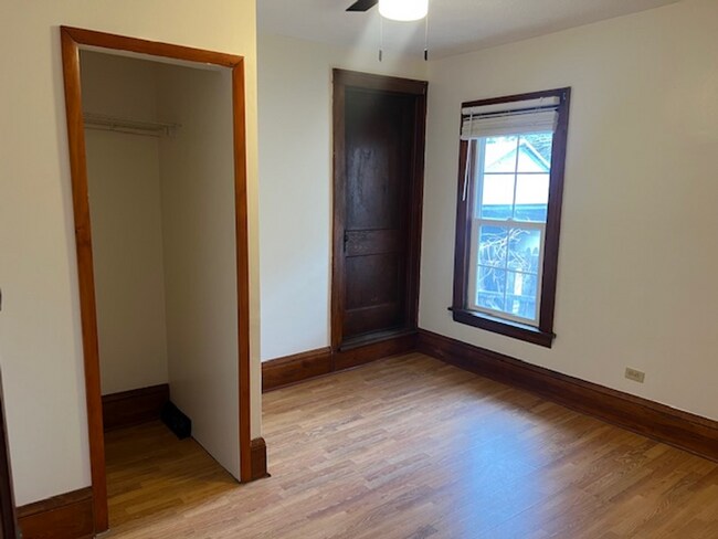 Building Photo - Cozy 2-Bedroom Bungalow on East Ave – Gara...