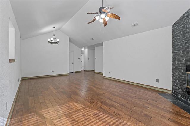 Building Photo - 1440 Thistlewood Ln