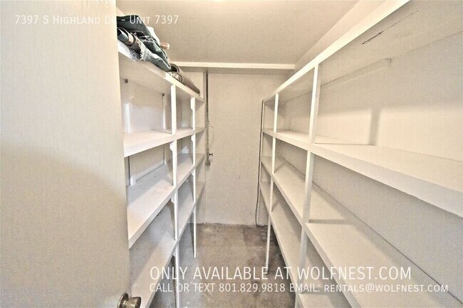 Building Photo - 7397 S Highland Dr