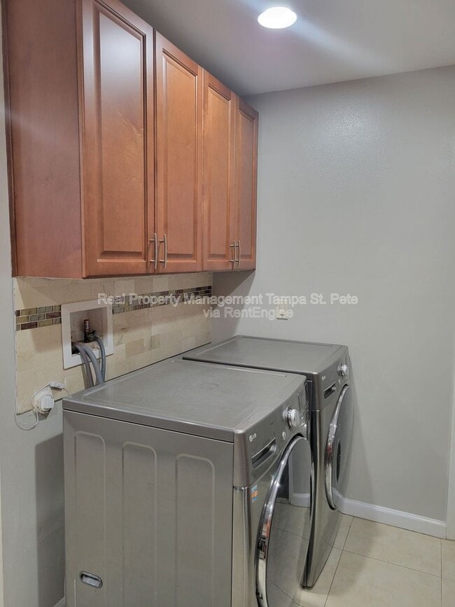 Building Photo - 1835 Nursery Rd