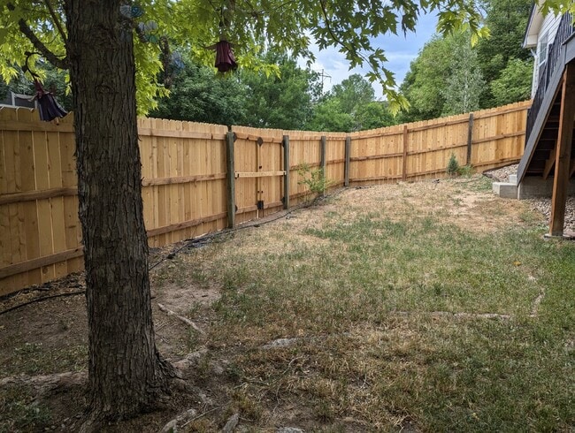 Building Photo - Fully Updated Littleton Home with Mountain...