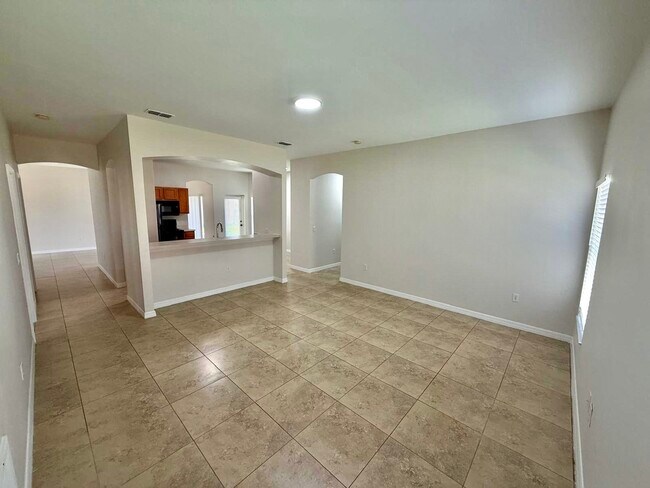 Building Photo - 3637 Northwoods Dr