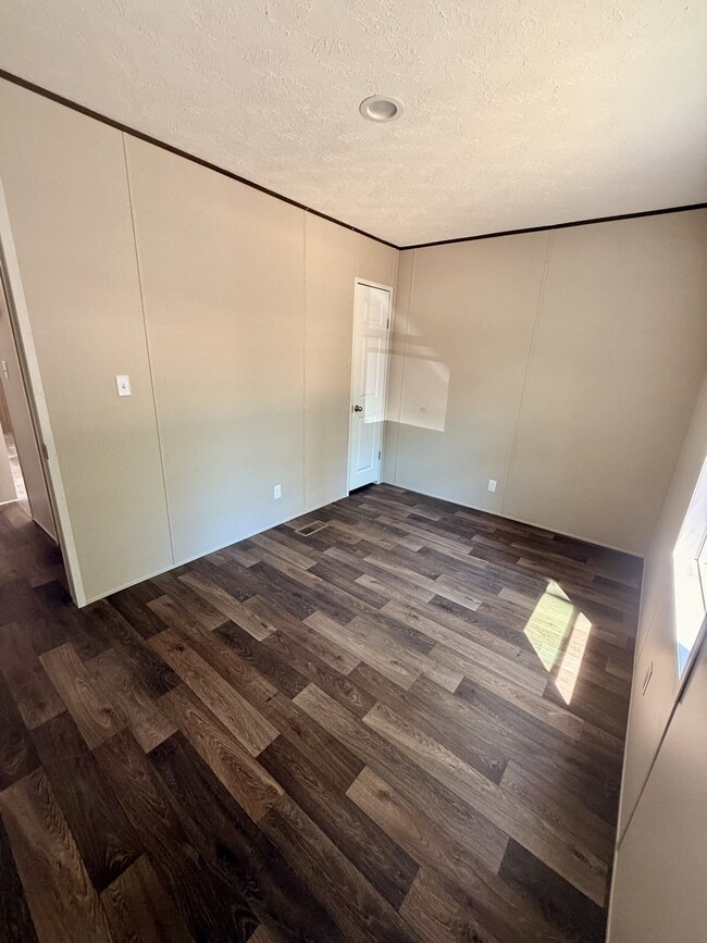 Building Photo - 431 Co Rd 3333