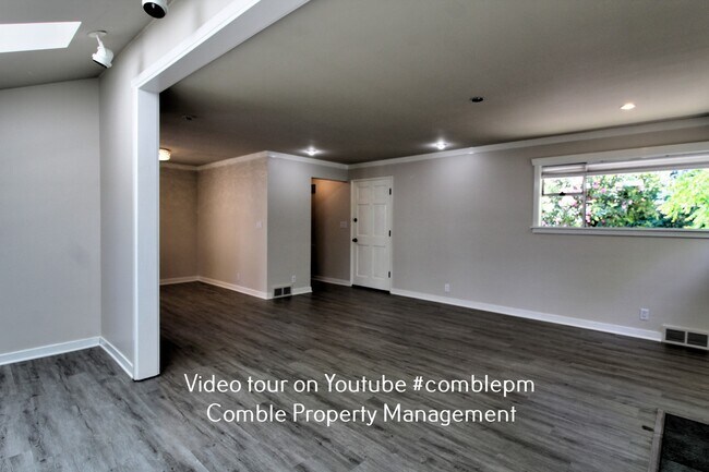 Building Photo - 1150 Evergreen Point Rd