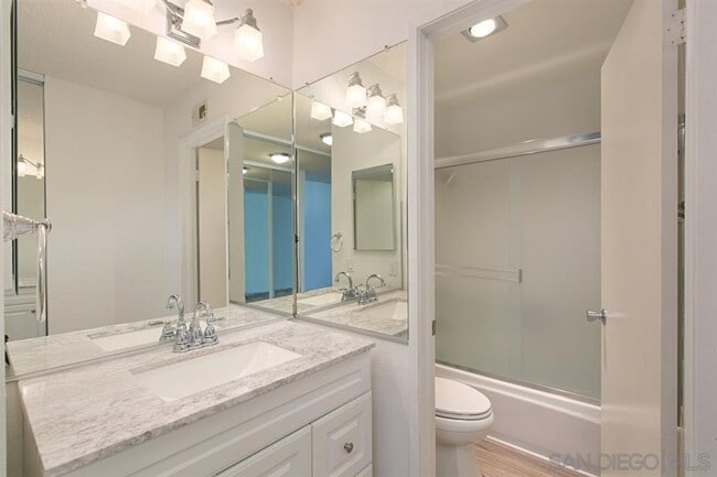 Building Photo - 3541 Voyager Cir