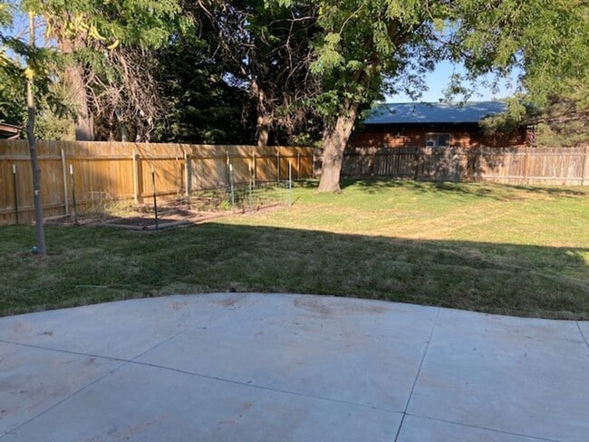 Building Photo - Coming soon! Great location, 4 bedroom hou...