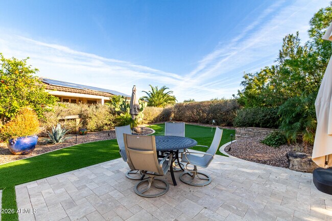 Building Photo - 12725 W Dale Ln