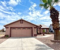 Building Photo - Cute 3 Bedroom Desert Lakes Golf Course Co...