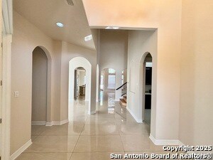 Building Photo - 2607 Seal Pointe