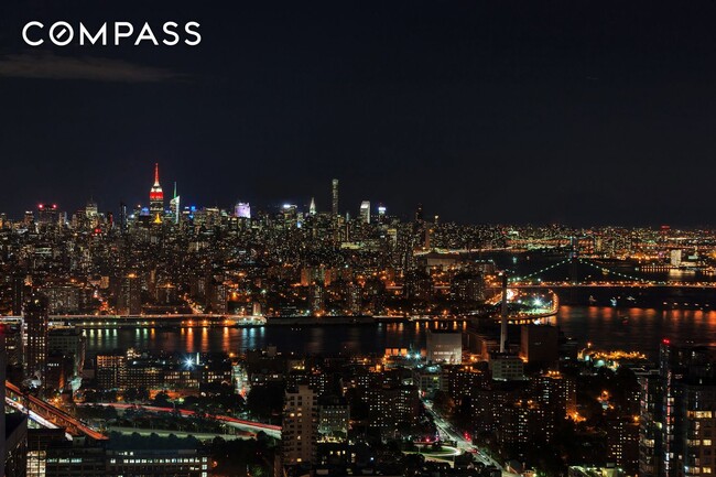 Building Photo - Elegant Condo Living with Impressive Views and Exclusive Building Amenities in the Heart of Downt...