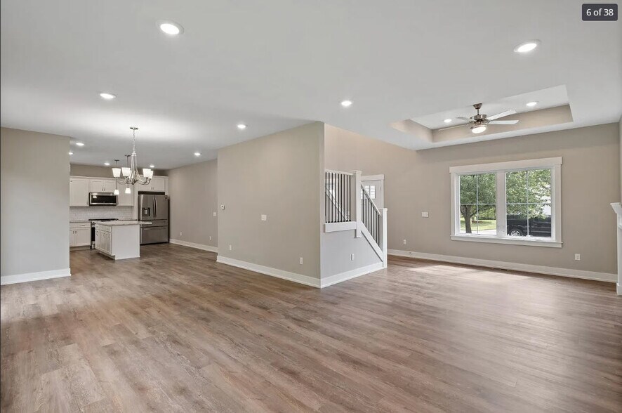 Building Photo - 5453 W Heathwood Dr SE