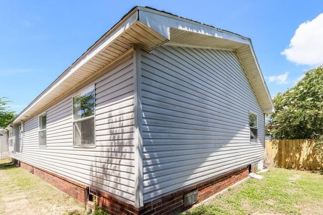 Building Photo - 21438 Cherry Canyon Ln