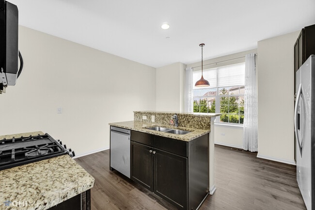 Building Photo - 2159 Coral Ln