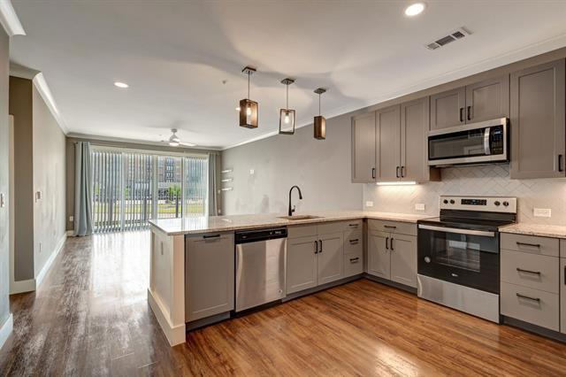 Building Photo - 3517 Windhaven Pkwy