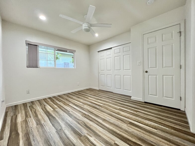 Building Photo - 1141 Makaala Dr