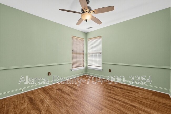 Building Photo - 12928 Windy Lea Ln
