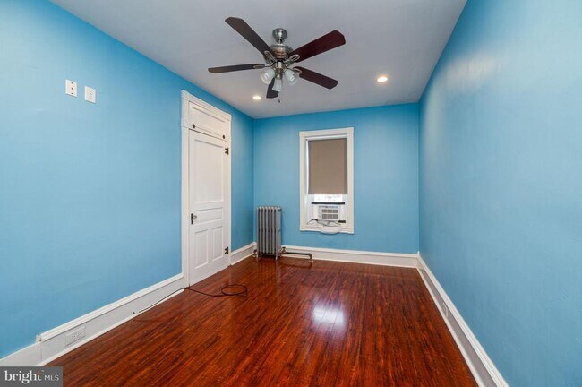 Building Photo - 121 W Arch St