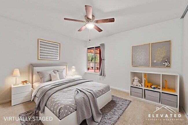 Building Photo - 2529 Buss Dr