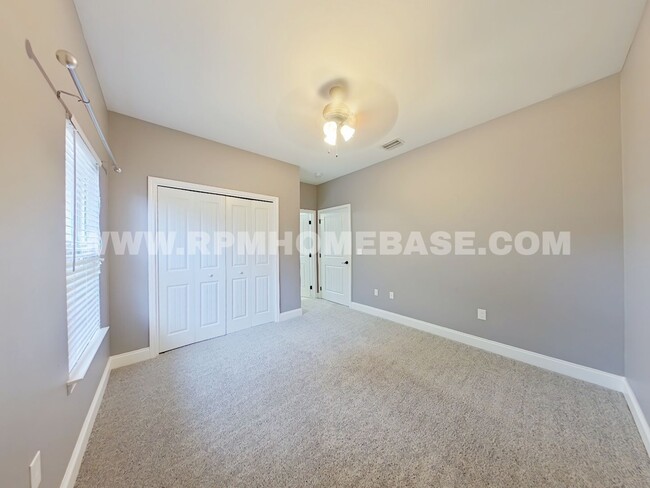 Building Photo - Your Dream Home in South Crestview - Move-...