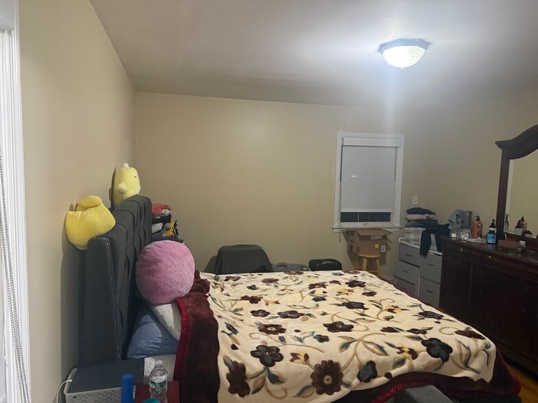 Building Photo - 1336 K St