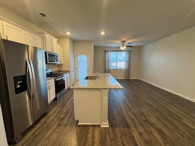 Building Photo - 319 Bisham Ct