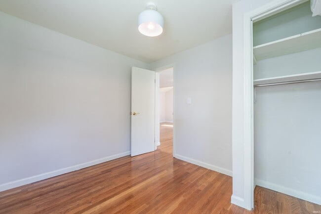 Building Photo - 2605 S Bryan St