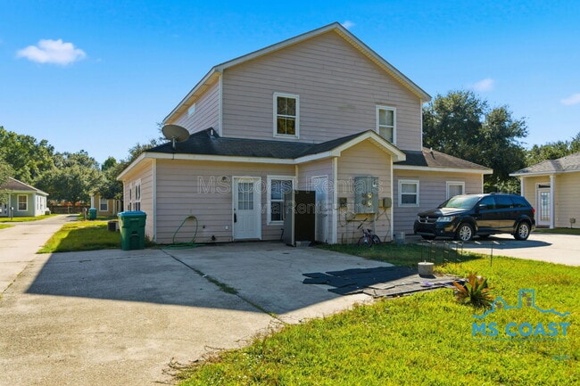 Building Photo - 117 Earle Taylor Ln