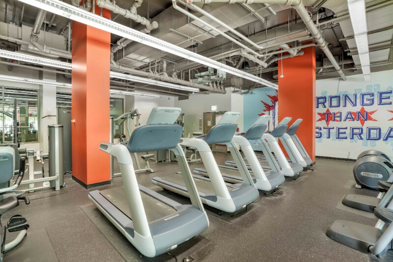 Building Photo - 902 S Clark St