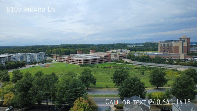 Building Photo - 8107 Picard Ln