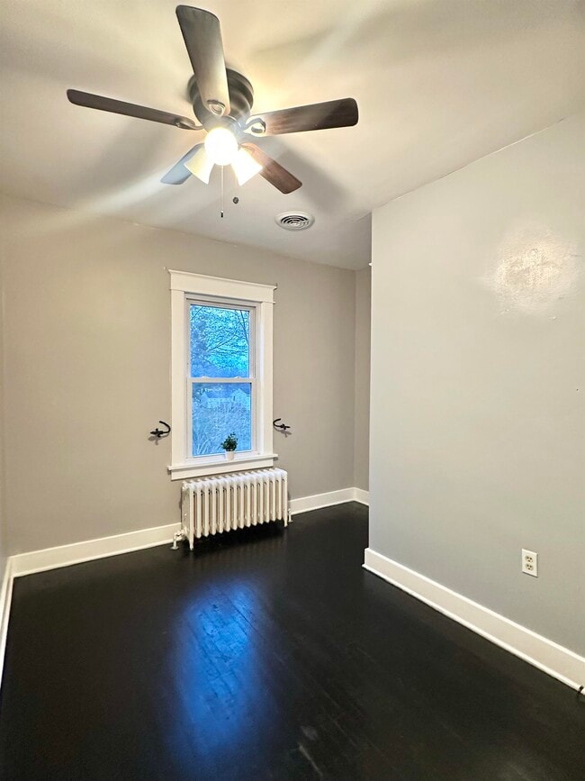 Building Photo - 549 Watervliet Shaker Rd