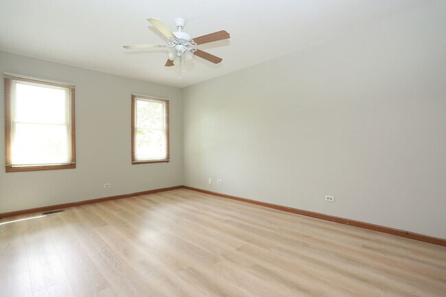 Building Photo - 125 Bright Ridge Dr