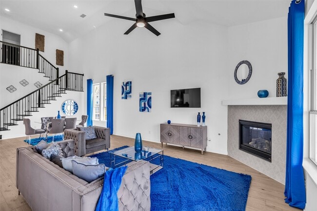 Building Photo - 13520 Leeward Edge Dr