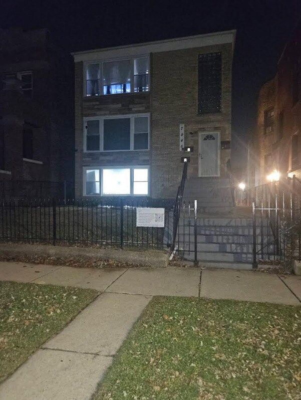 Building Photo - 7946 S Peoria St