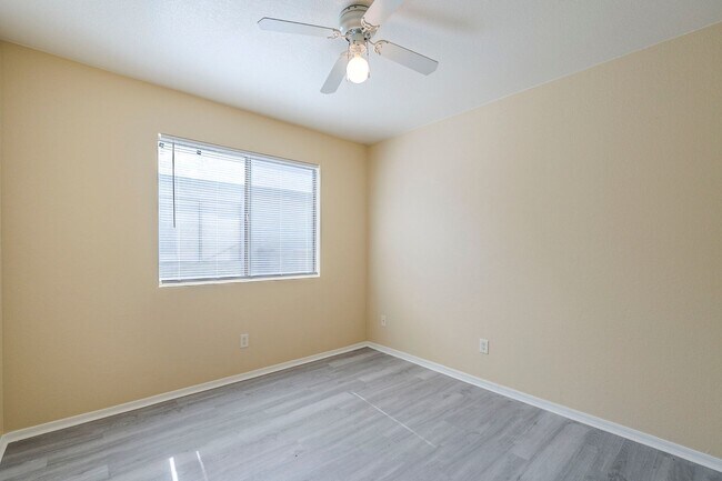 Building Photo - Spacious 3-Bed Tucson Rental with Garage &...
