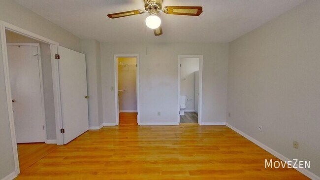 Building Photo - 809 Antler Dr