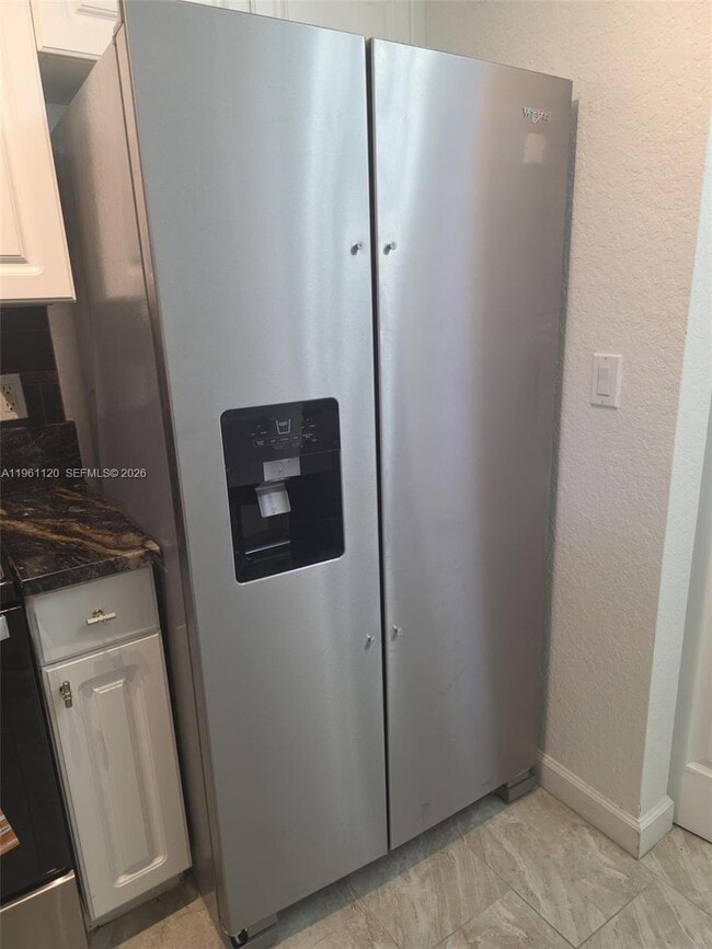 Building Photo - 4211 Napoli Lake Dr