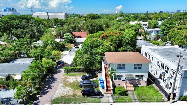 Building Photo - 255 NW 32nd St