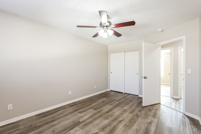 Building Photo - 1658 W 8430 S