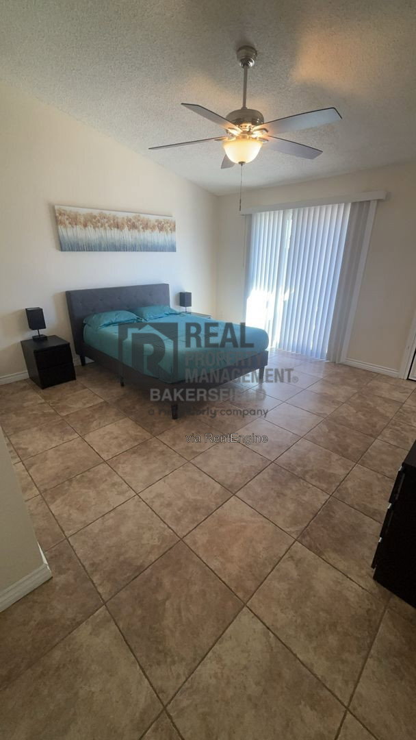 Building Photo - 4213 Southern Breeze Dr