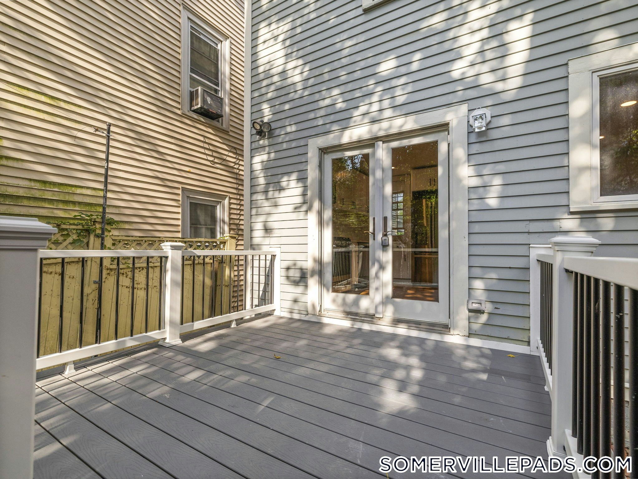 Building Photo - 39 Hancock St