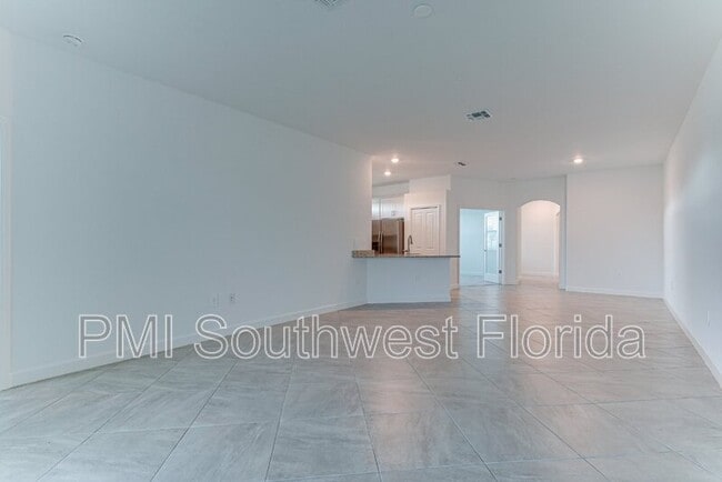 Building Photo - 5343 White Sand Cv