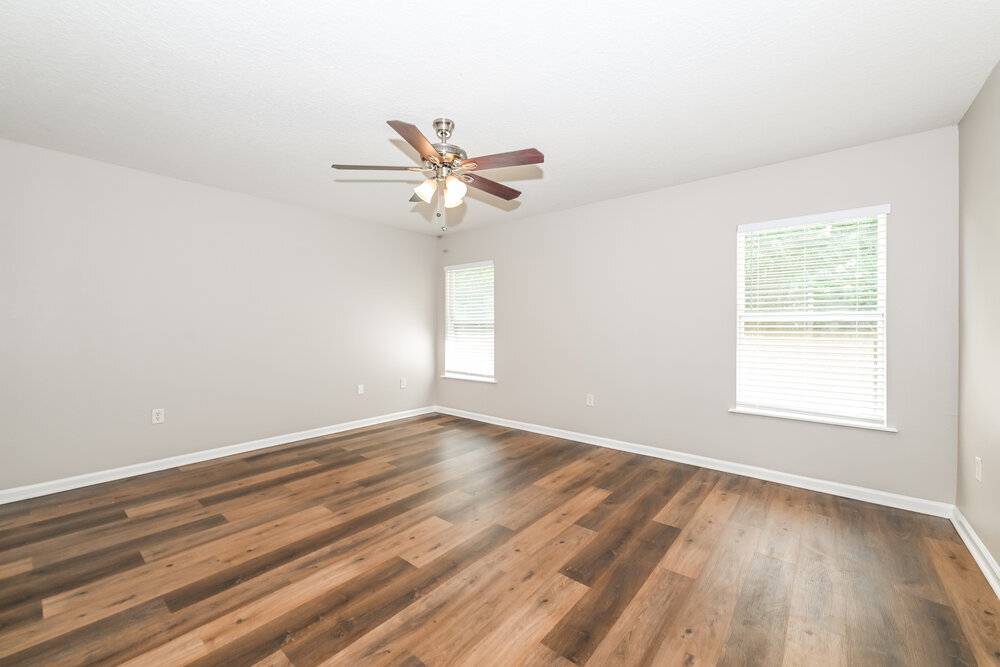Building Photo - 1071 Collinswood Dr W